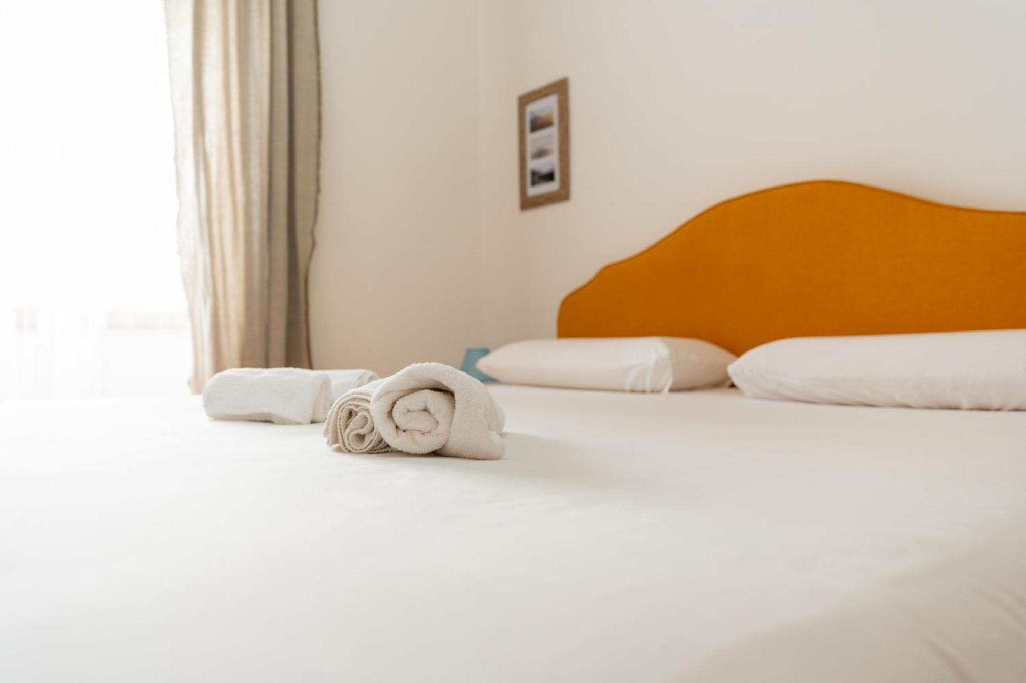Tombolata Hotel เนเปิลส์ ภายนอก รูปภาพ