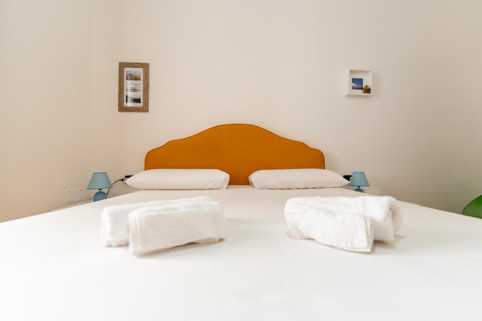 Tombolata Hotel เนเปิลส์ ภายนอก รูปภาพ
