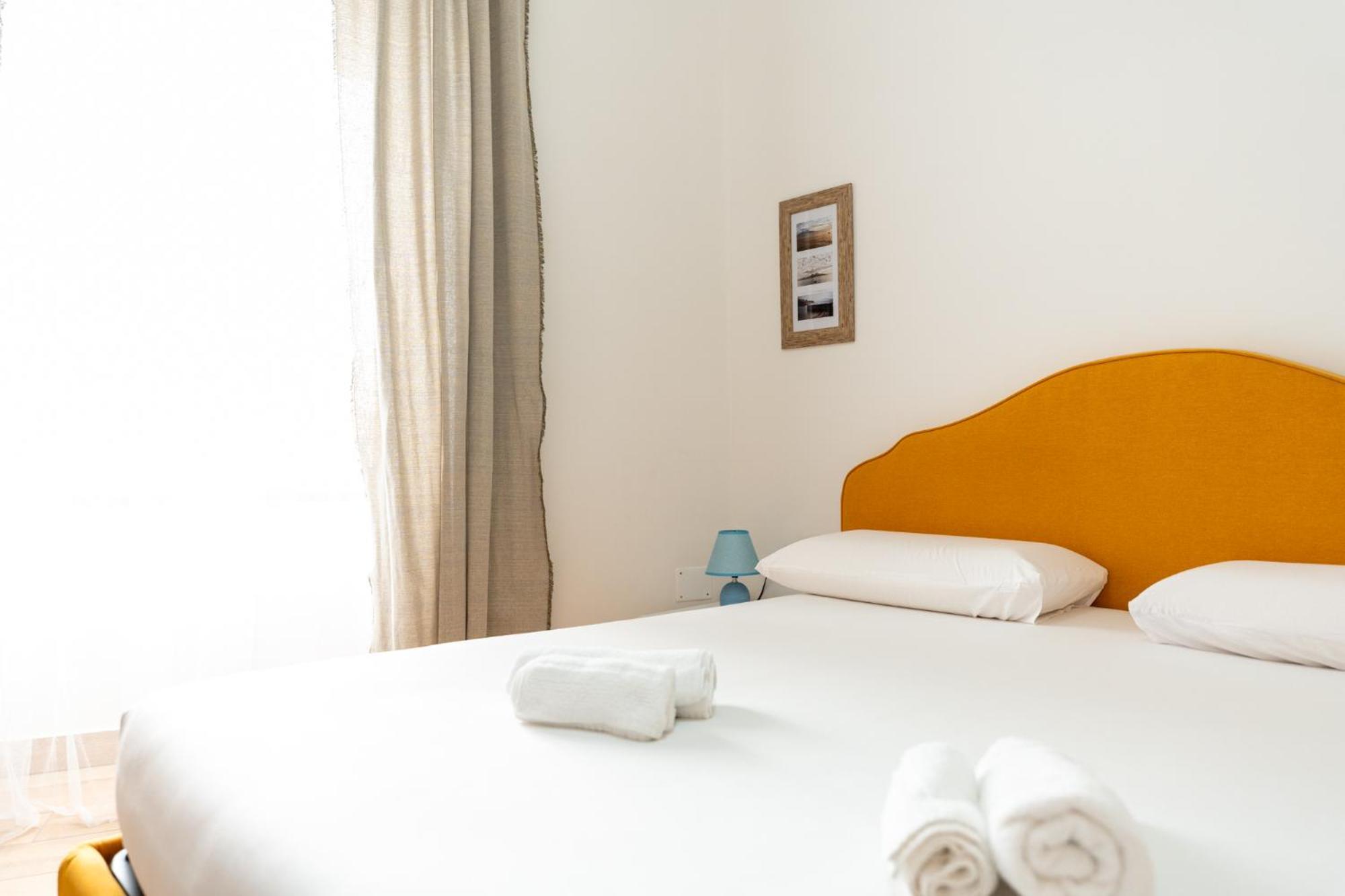Tombolata Hotel เนเปิลส์ ภายนอก รูปภาพ