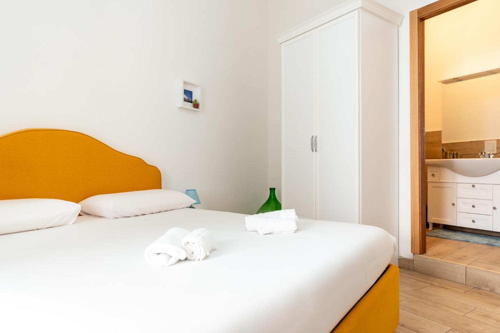 Tombolata Hotel เนเปิลส์ ภายนอก รูปภาพ
